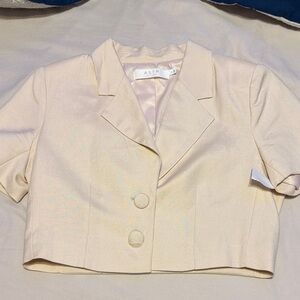 ASTR The Label Women's cropped suit jacket size small
